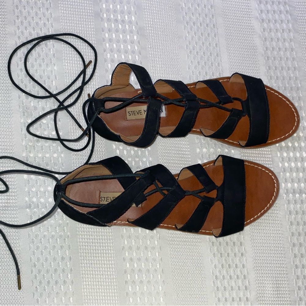 Steve Madden Gabriela black lace up sandals Size 8.5